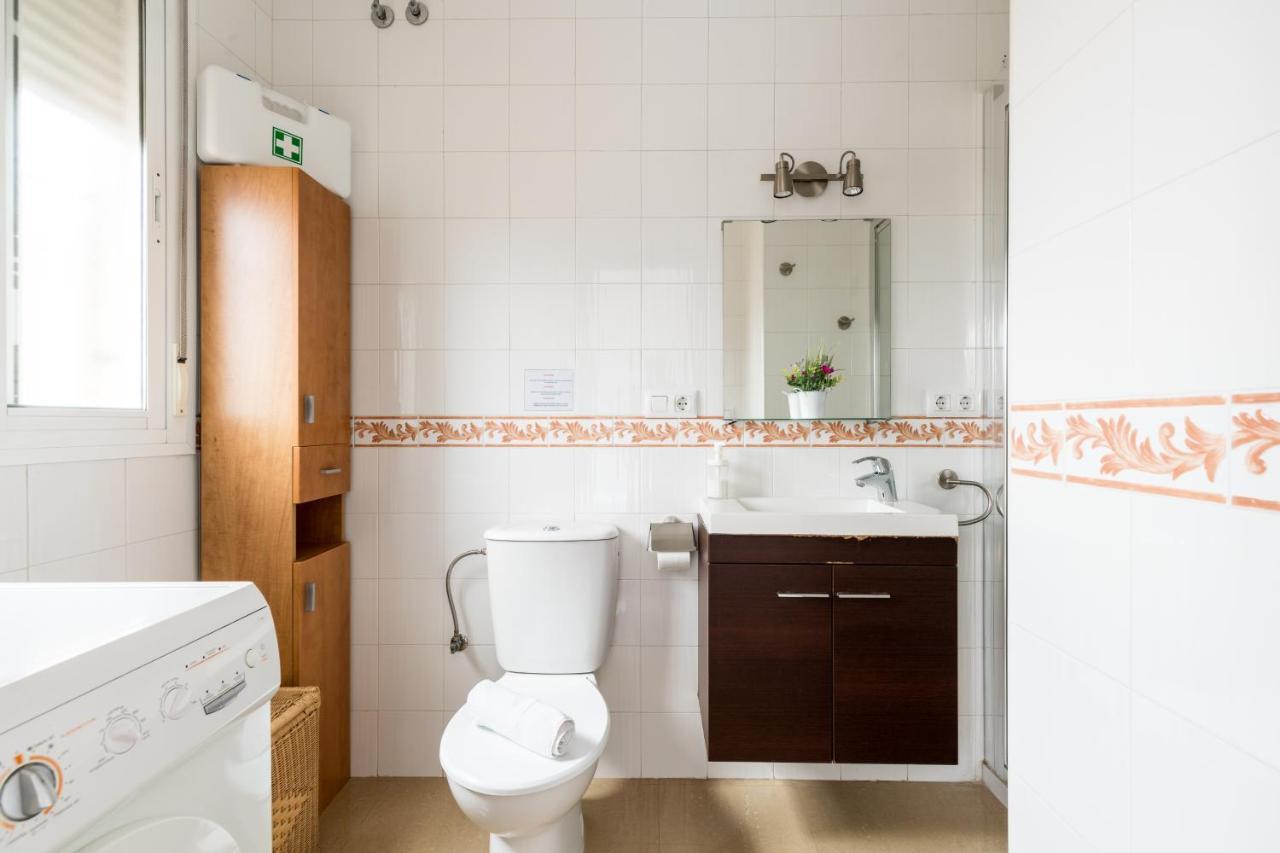 Holi-Rent Apartamento Resitur Sevilha Exterior foto